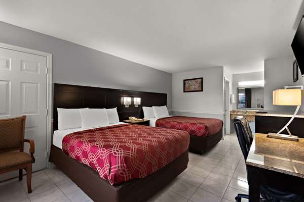 Econo Lodge Princess Anne photo 2