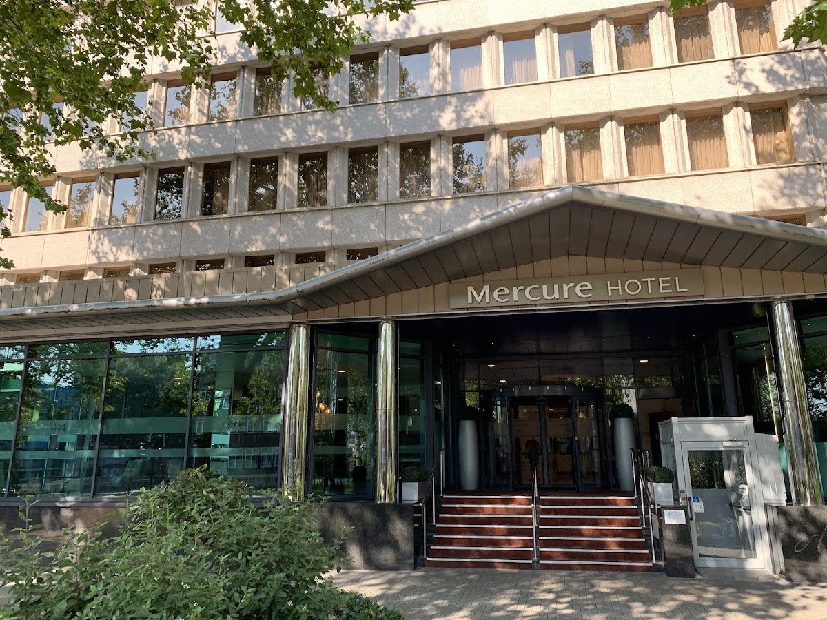 Mercure Bristol Holland House Hotel