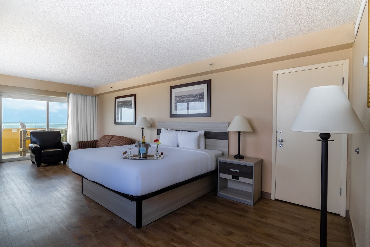 Emerald Beach Hotel Corpus Christi, TX photo 2