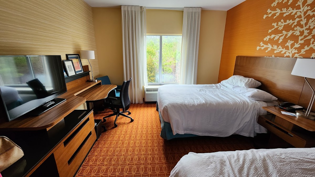 Fairfield by Marriott Inn & Suites Calhoun photo 2