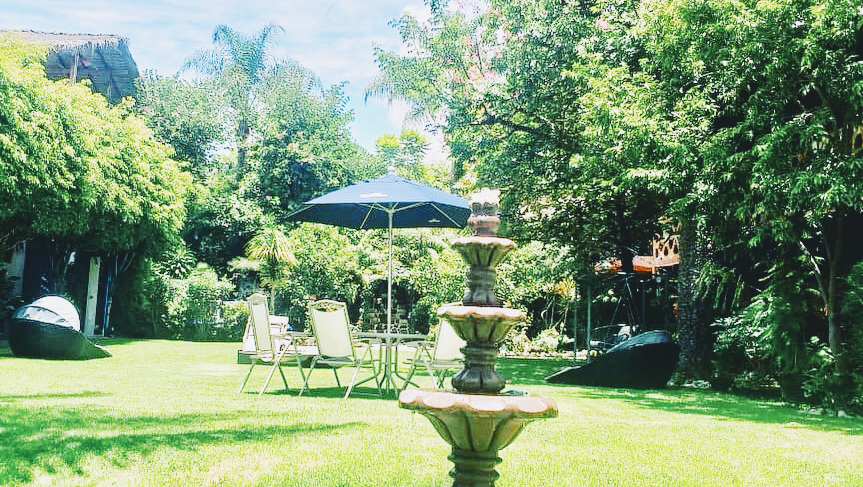 Paradise Hotel Boutique & Lounge