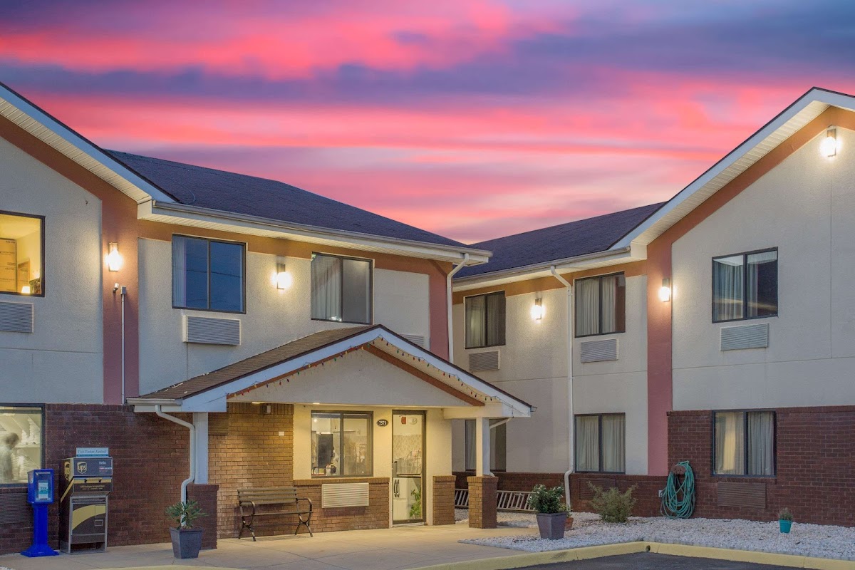 Super 8 by Wyndham Appomattox VA
