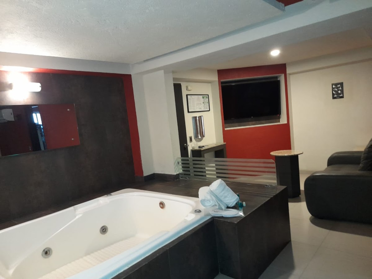 Play Motel photo 2