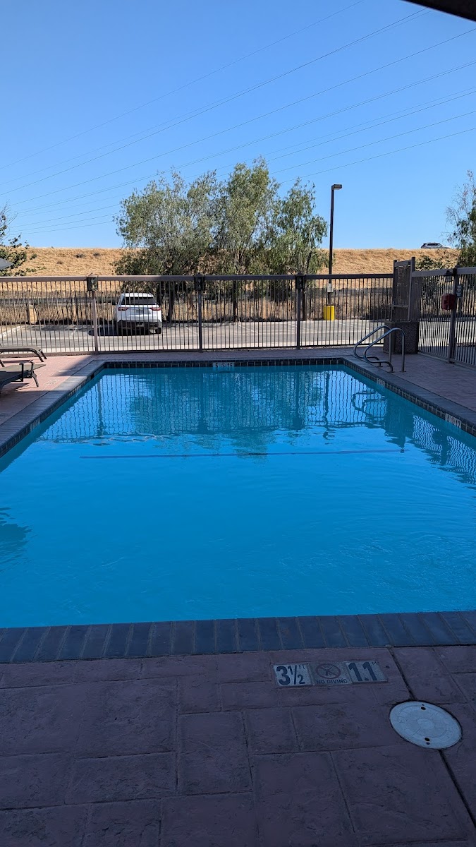 Hampton Inn & Suites Bakersfield/Hwy 58, CA photo 3