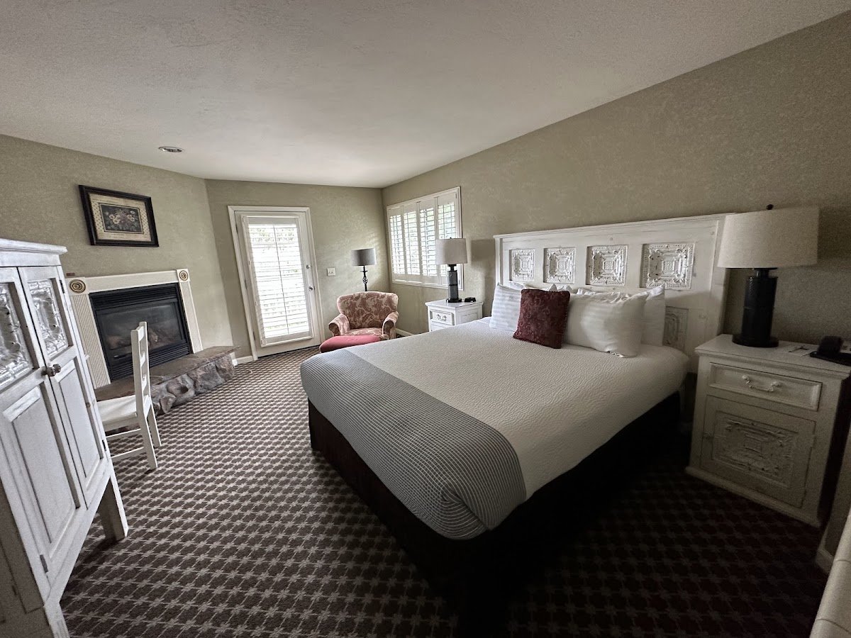Cambria Pines Lodge photo 3