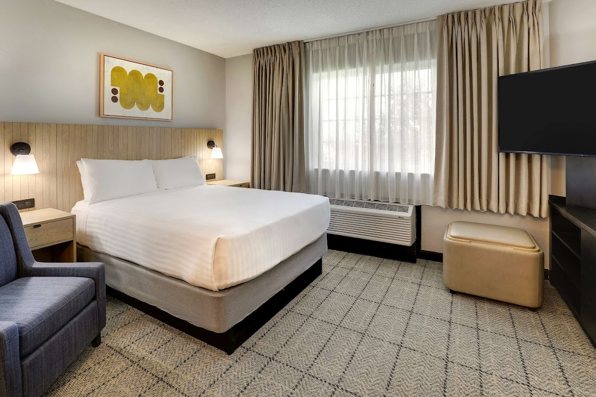 Sonesta Simply Suites Miami Airport Doral photo 2
