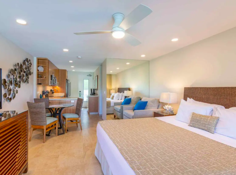 Napili Surf Beach Resort photo 2
