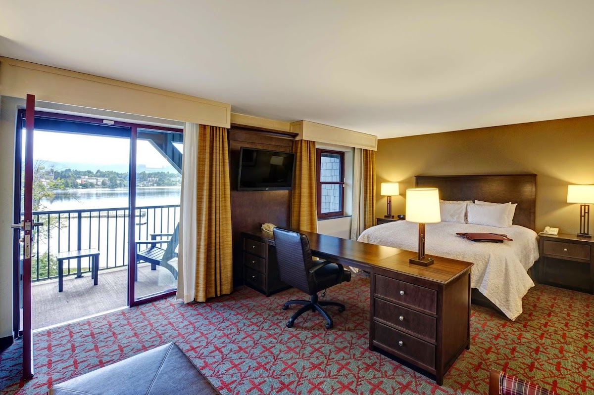 Hampton Inn & Suites Lake Placid photo 2