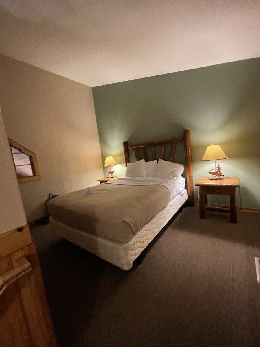 Wilderness Cabins photo 3