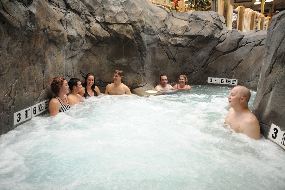 Six Flags Great Escape Lodge & Indoor Waterpark photo 3