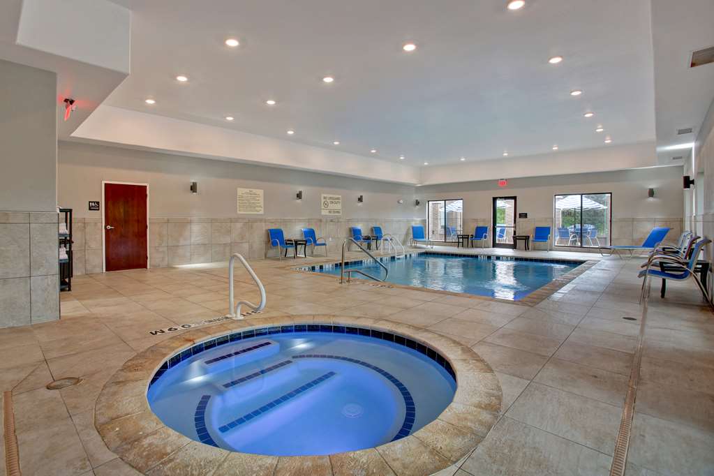 Hampton Inn & Suites Dallas-DeSoto photo 3