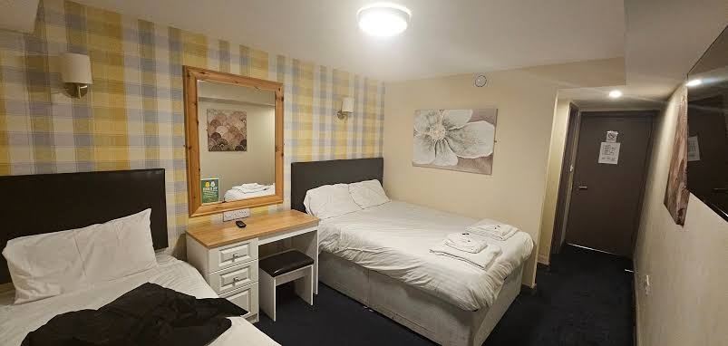 The Aston Inn photo 2