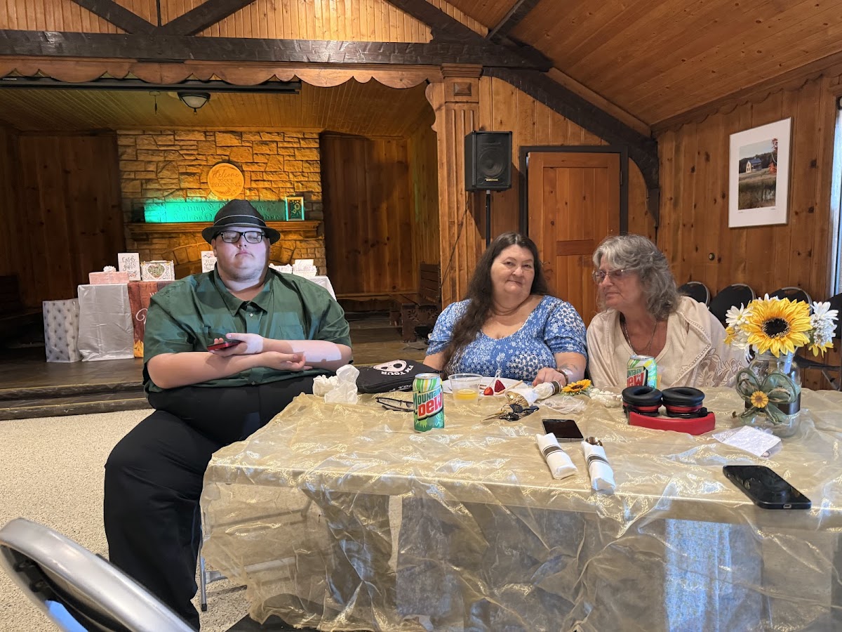Macomber Lodge photo 3