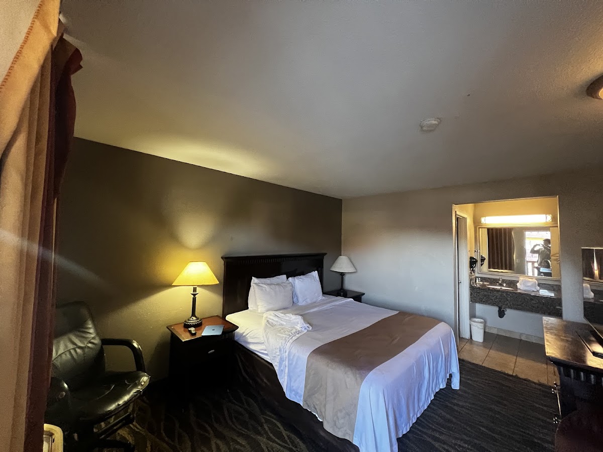 Quality Inn San Bernardino - Loma Linda photo 2