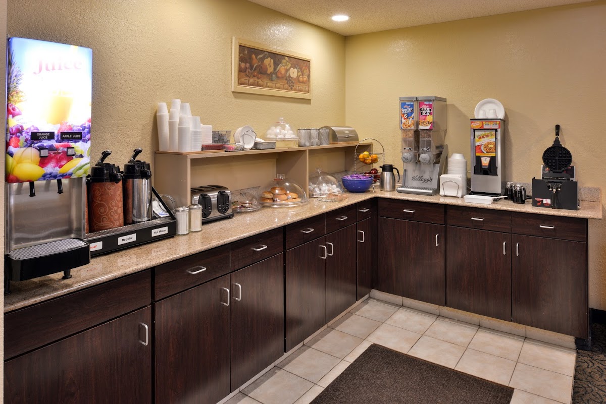 Red Roof Inn Sandusky - Milan photo 3