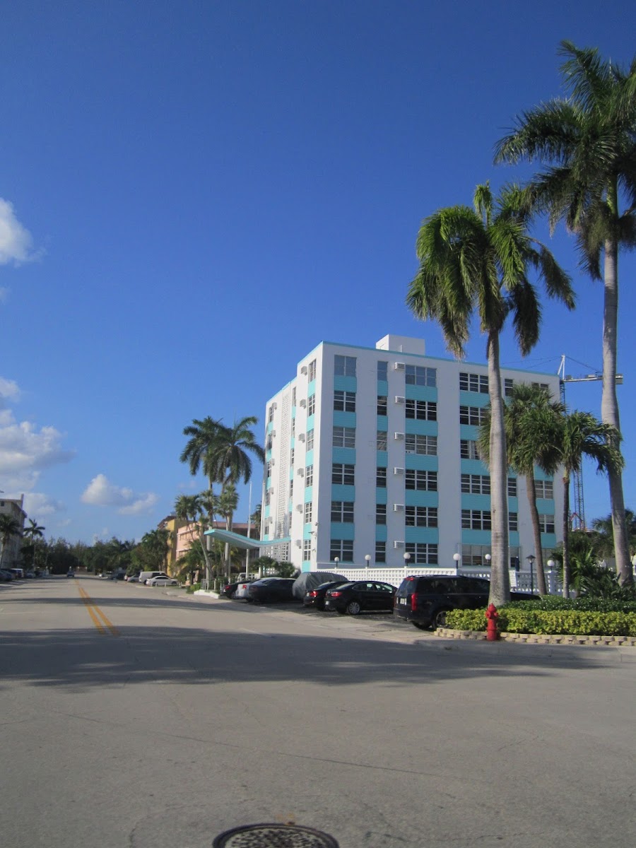 The Reef Hotel photo 3