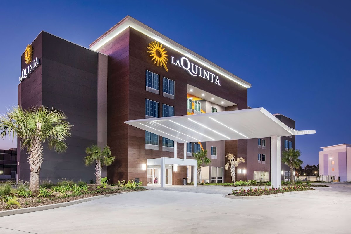 La Quinta Inn & Suites by Wyndham Baton Rouge - Port Allen photo 3