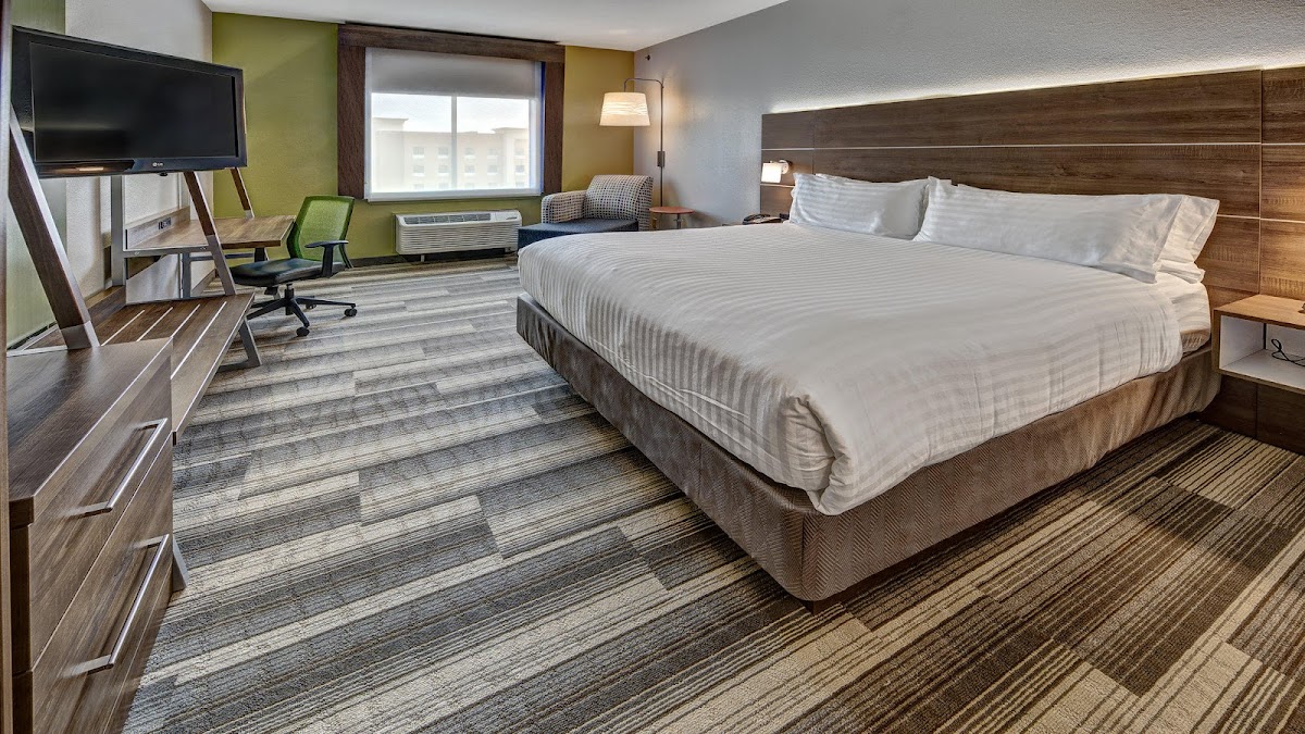 Holiday Inn Express & Suites Corsicana I-45 by IHG photo 2