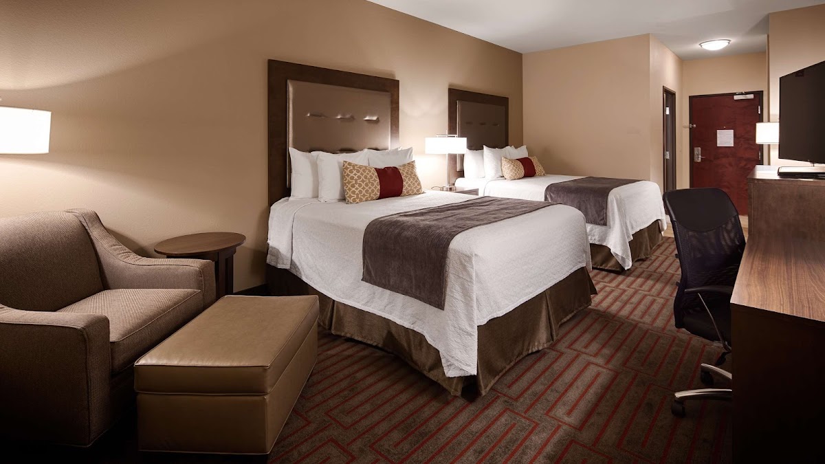 Best Western Plus Stevens County Inn photo 2
