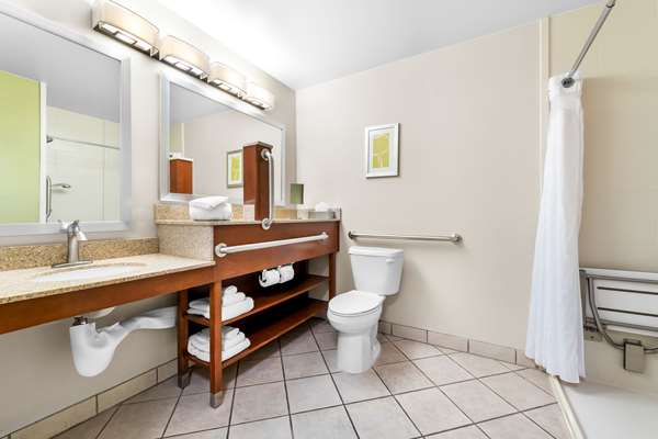 Comfort Inn at Buffalo Bill Village Resort photo 3