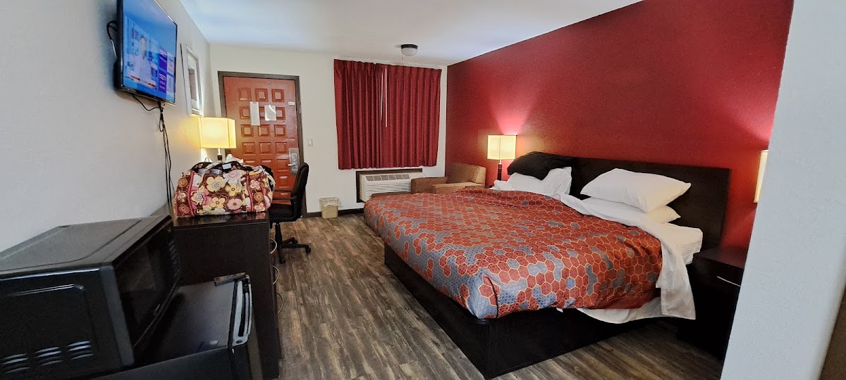 Econo Lodge Wooster photo 2