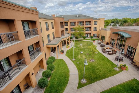 Courtyard by Marriott Fargo Moorhead, MN