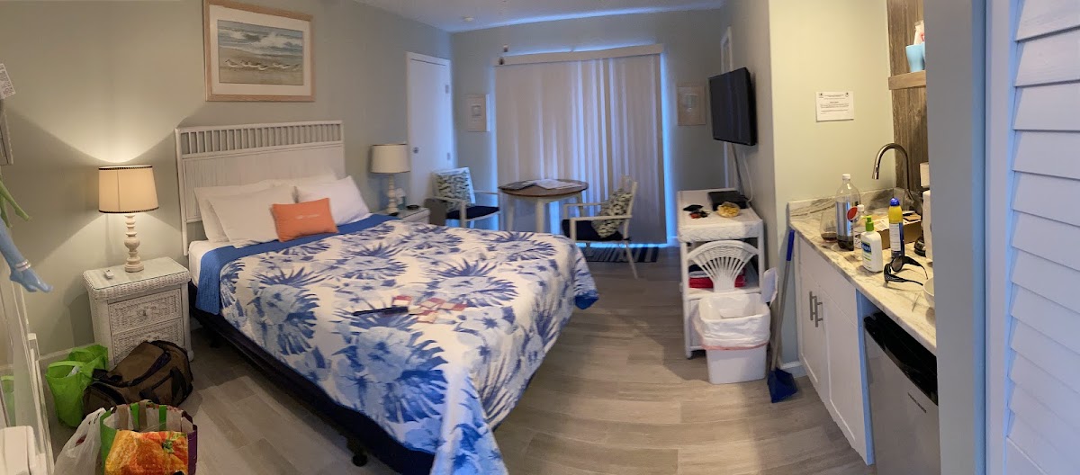 Sunshine Island Inn