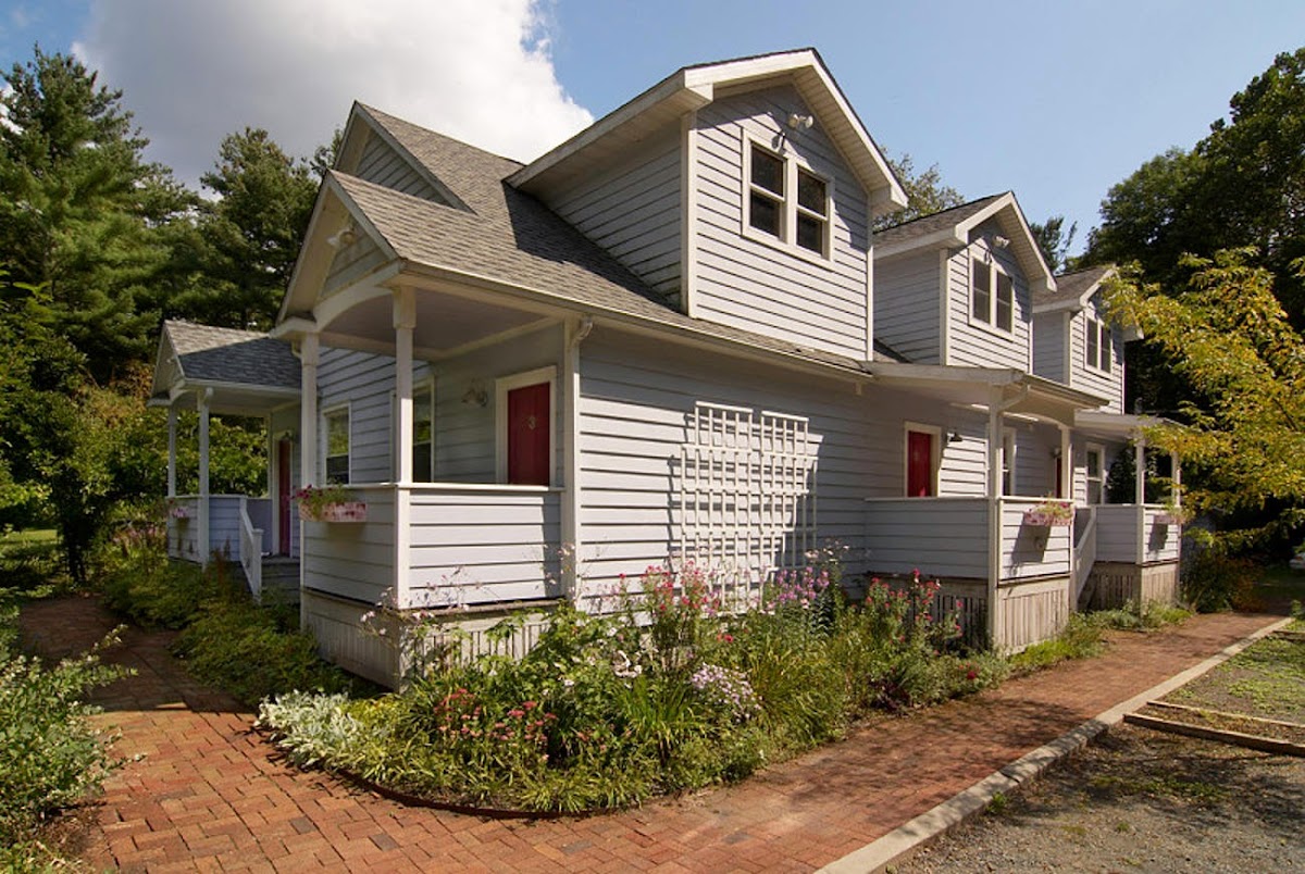 Catskill Rose Lodging & Dining