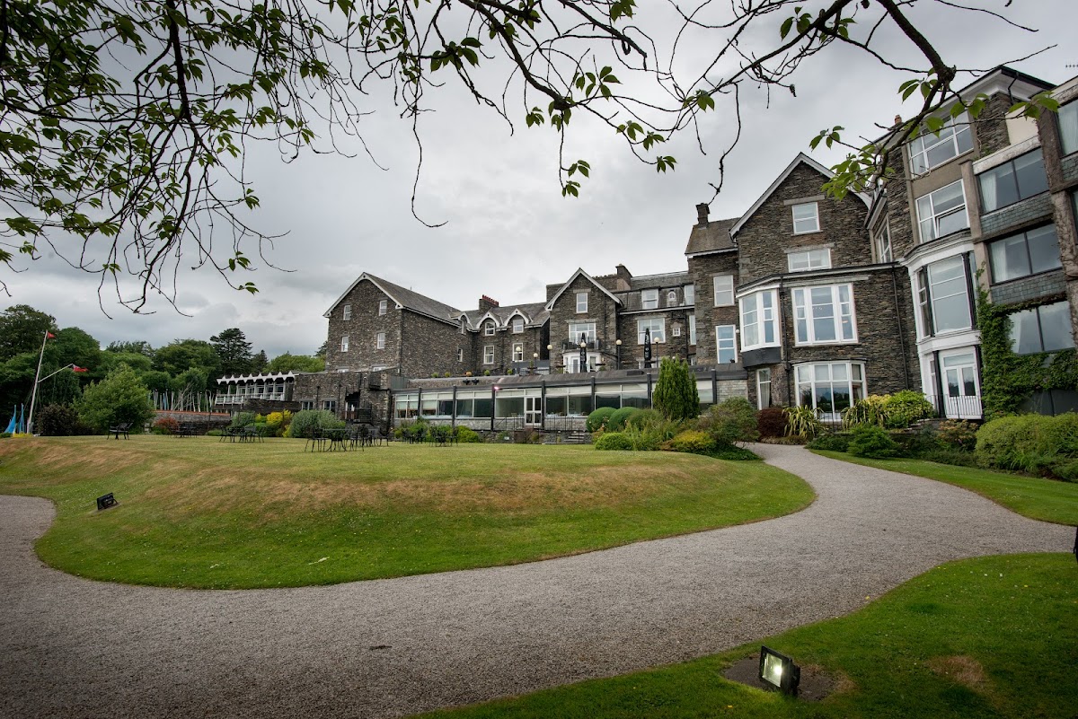 Macdonald Old England Hotel & Spa