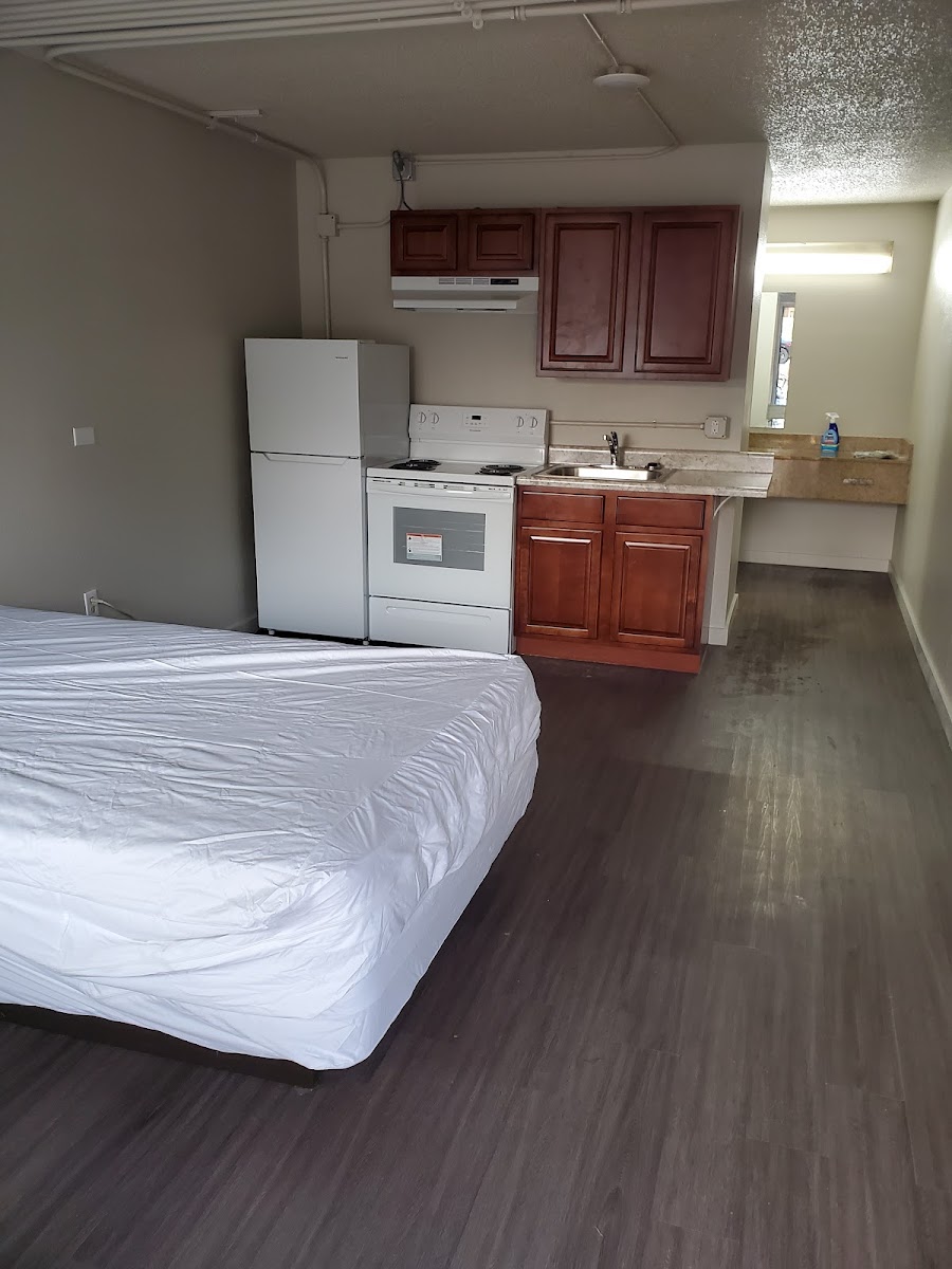 Eagle Suites Extended Stay Hotel, Jacksonville - Crestview photo 2