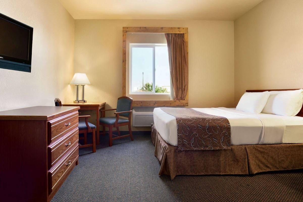 Travelodge by Wyndham Gillette photo 2