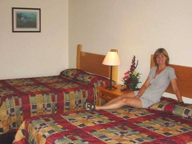 Glacier House Hotel & Resort photo 2