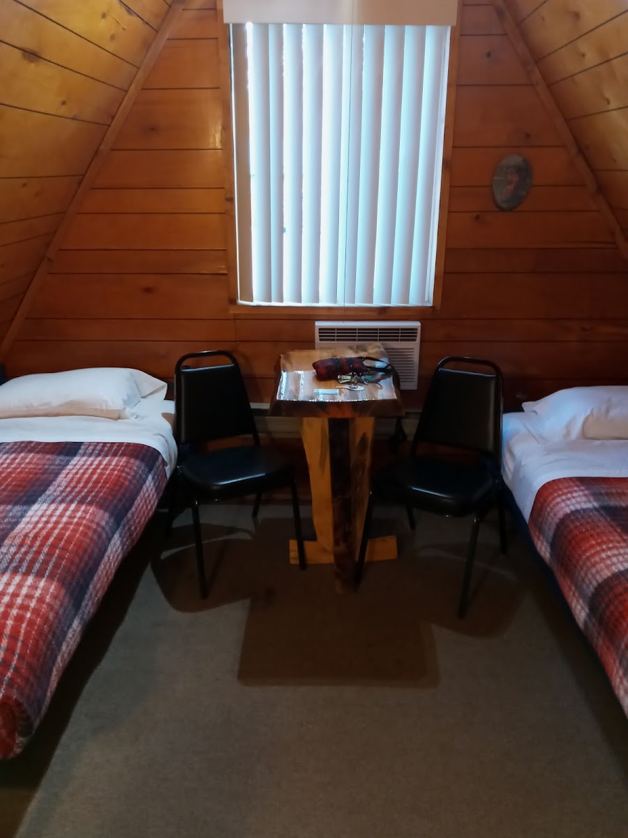 Pine Hollow Lakeside Resort photo 2