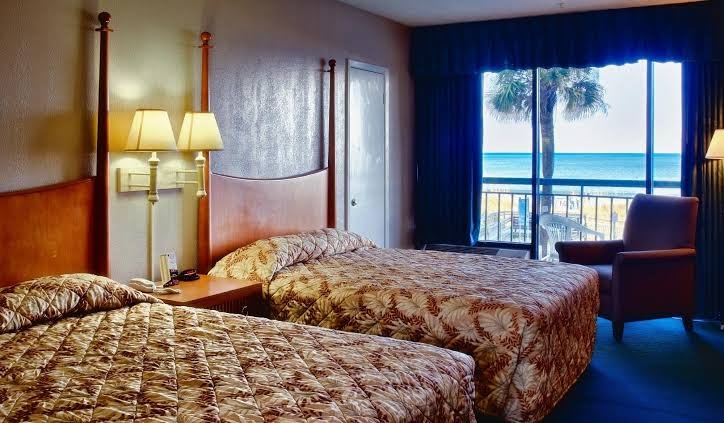 Summer Wind Oceanfront Hotel photo 2