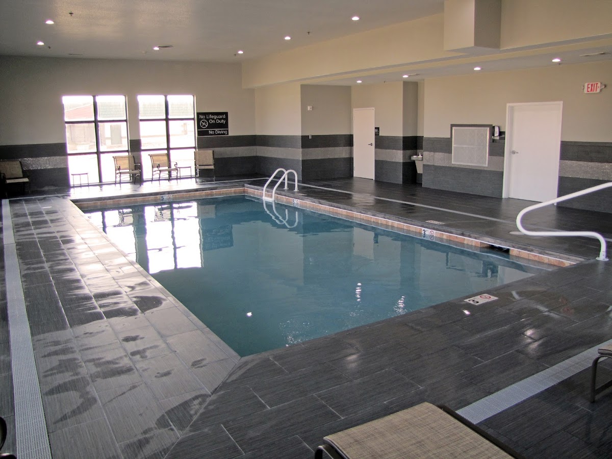Hampton Inn McPherson photo 3