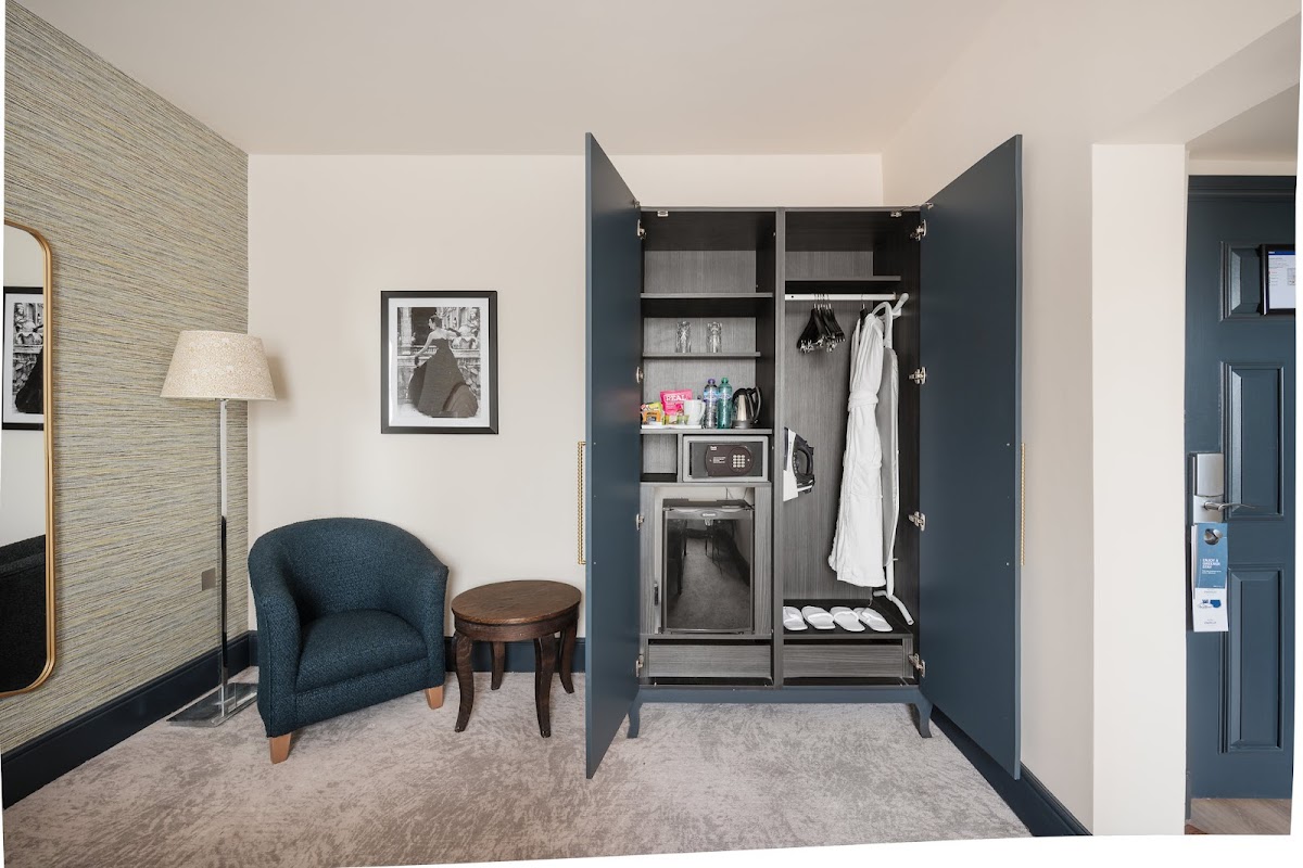 Hotel Indigo London - Kensington by IHG photo 3