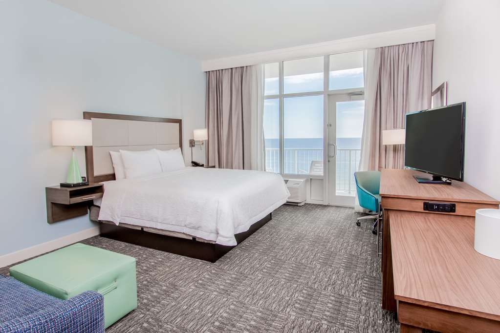 Hampton Inn & Suites Panama City Beach-Beachfront photo 3