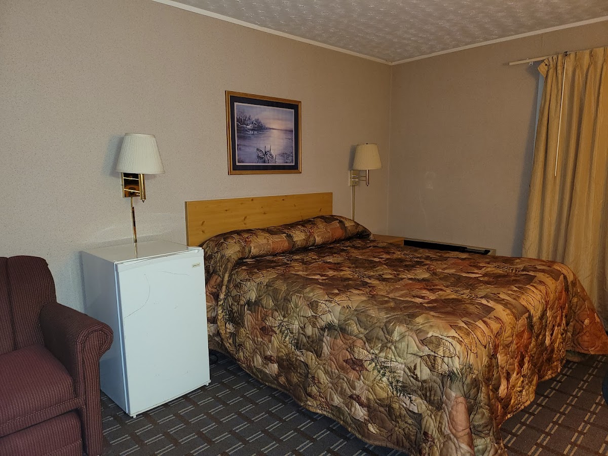 Knights Inn Franklin, PA photo 2