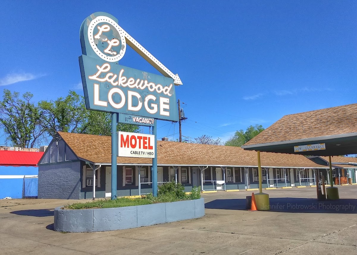 Lakewood Lodge Motel