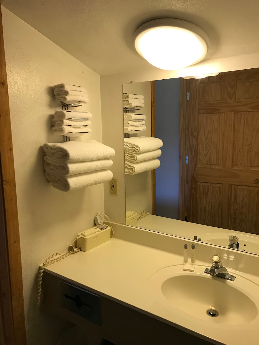 The Inn at Gull Lake photo 3