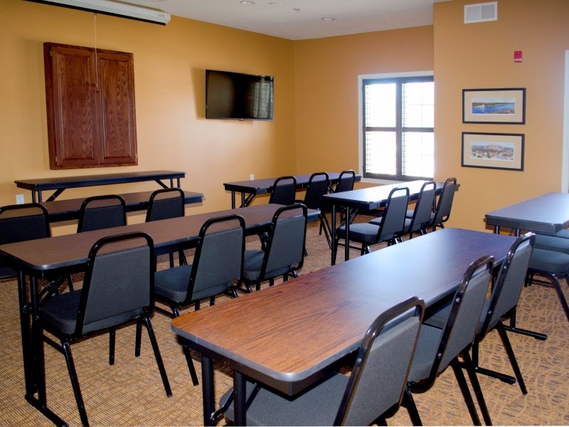 GrandStay Hotel & Suites La Crosse photo 3