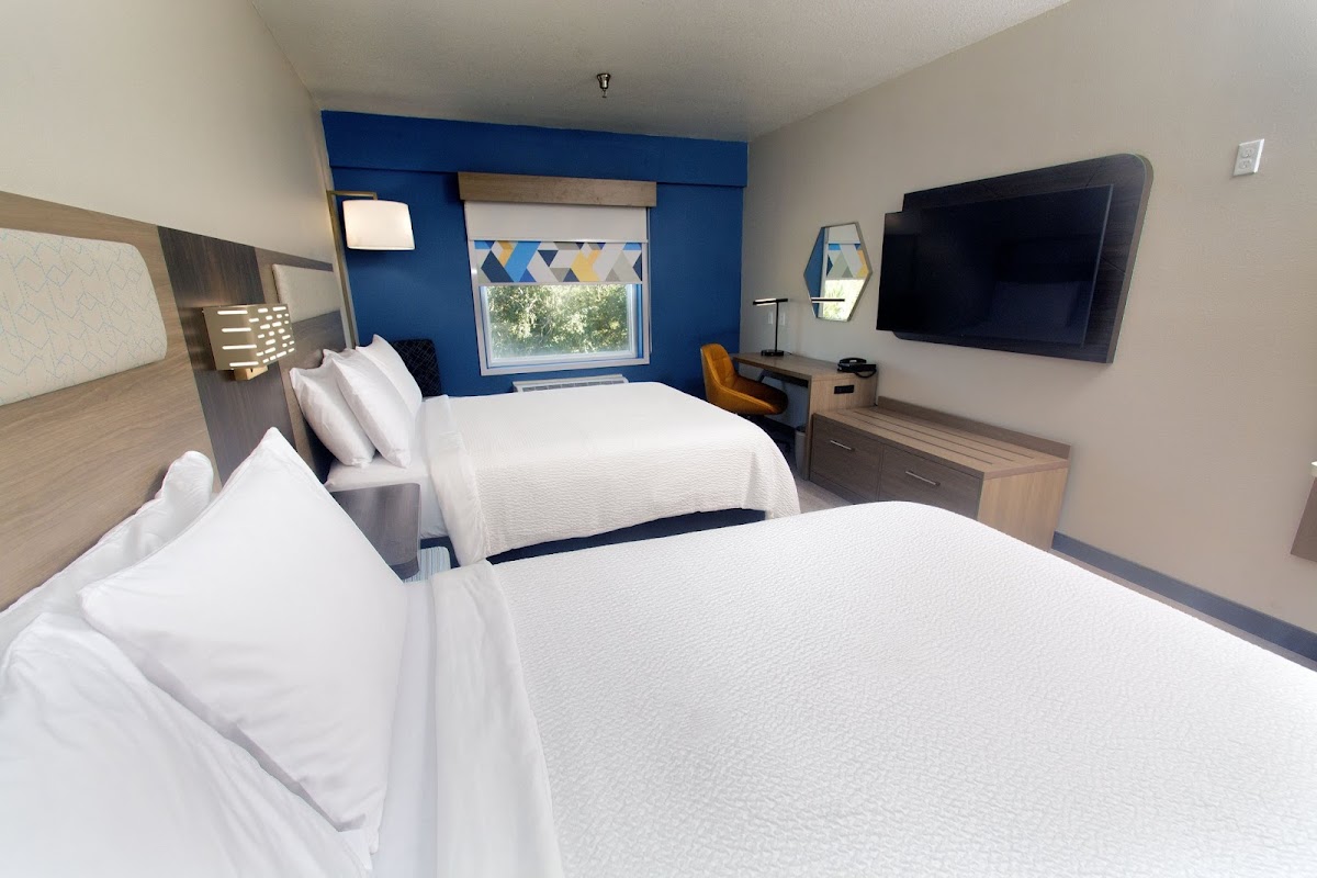 Holiday Inn Express & Suites Cocoa by IHG photo 3
