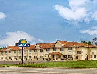 Days Inn & Suites by Wyndham Benton Harbor MI