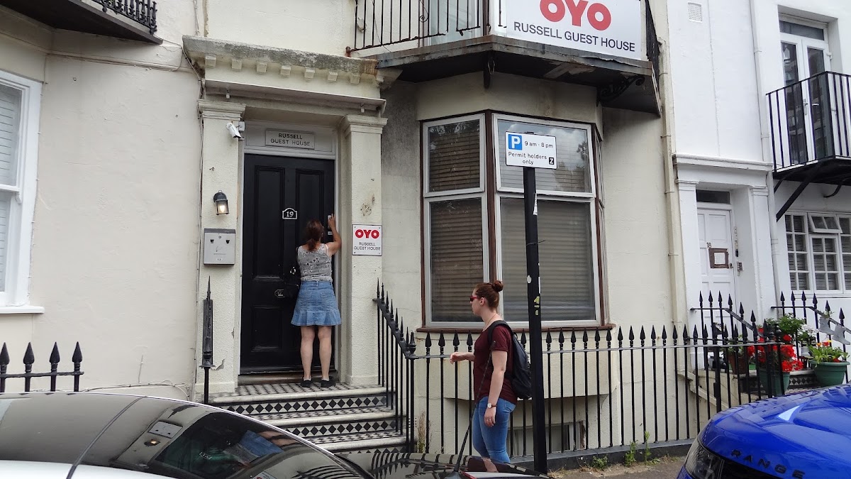 OYO Russell Hotel