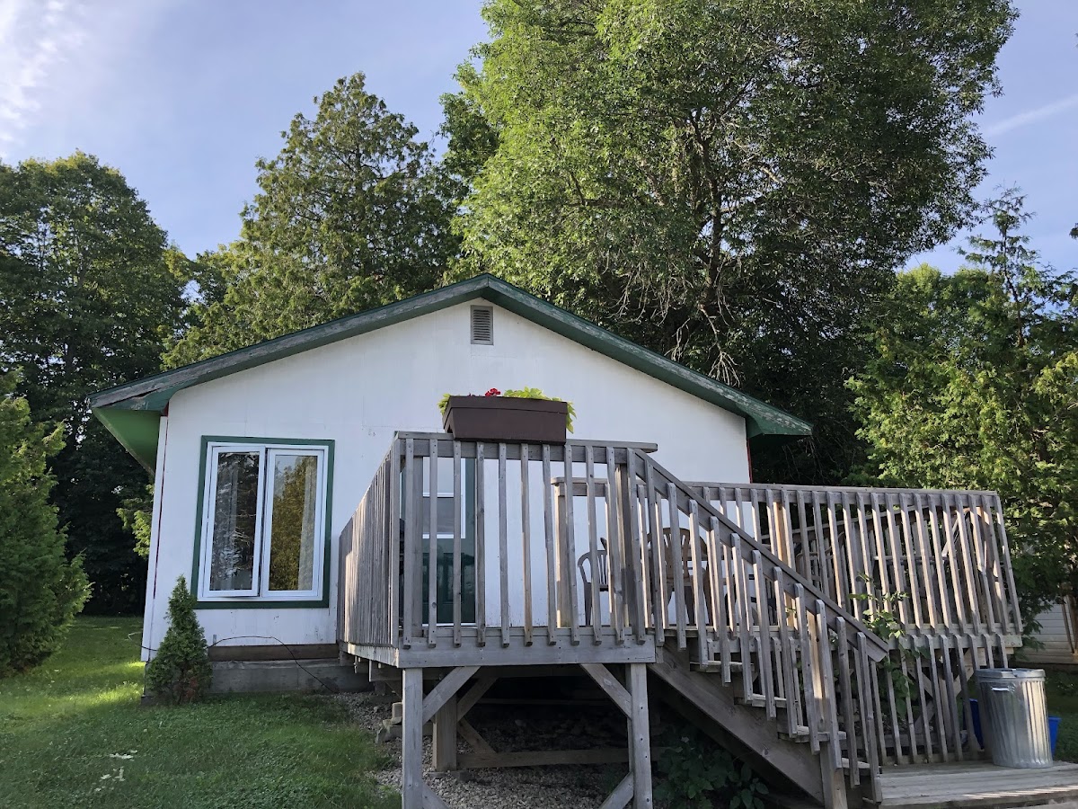 Island Spring Cottages