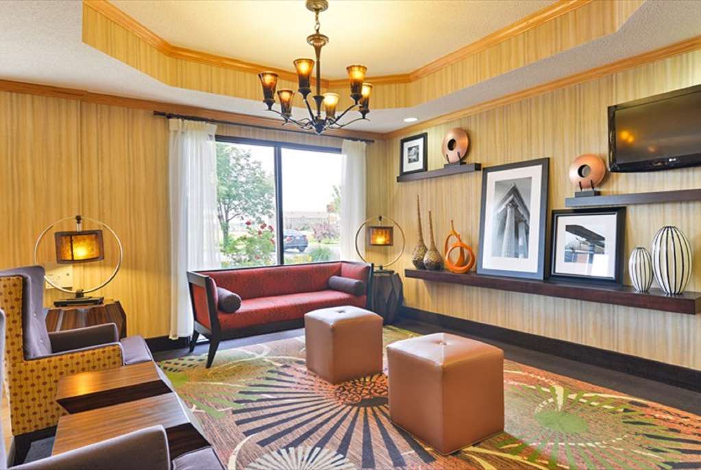 Hampton Inn Sturgis-Lagrange Area photo 3