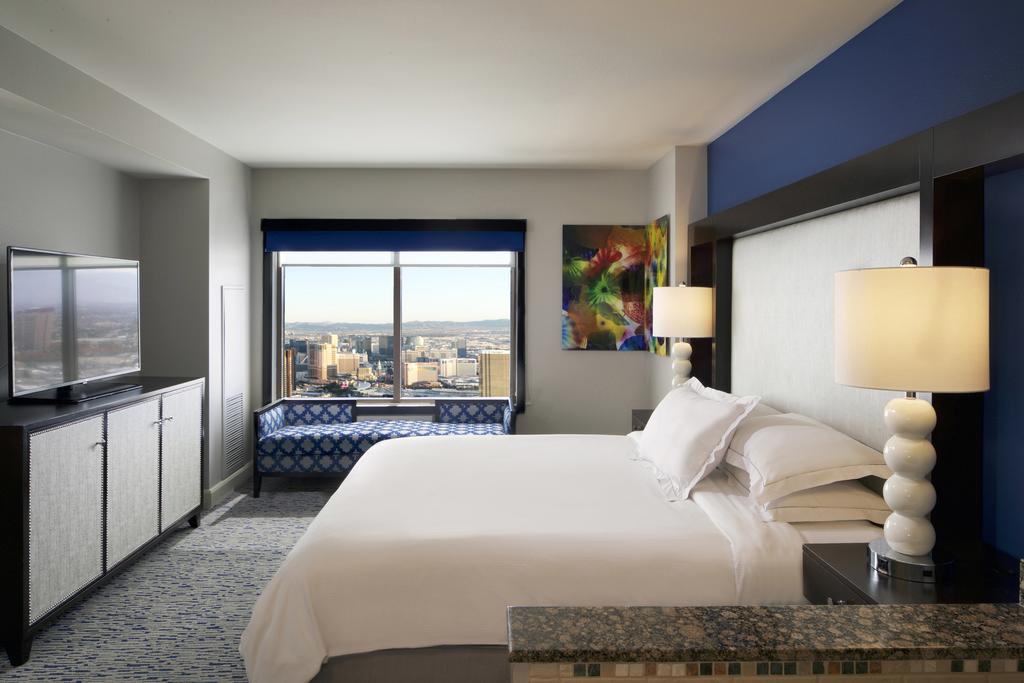 Hilton Grand Vacations Club on the Las Vegas Strip photo 2