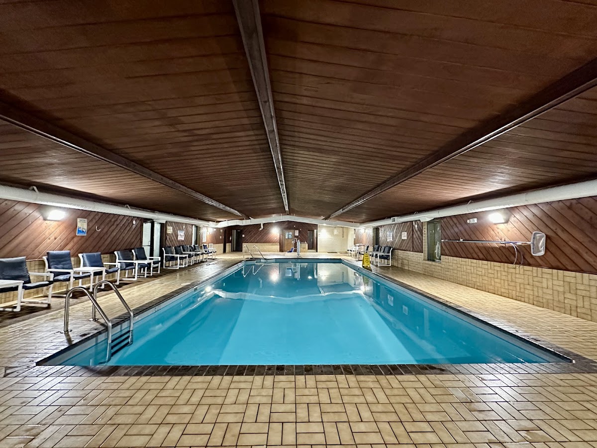 Econo Lodge Inn & Suites Wisconsin Dells photo 3