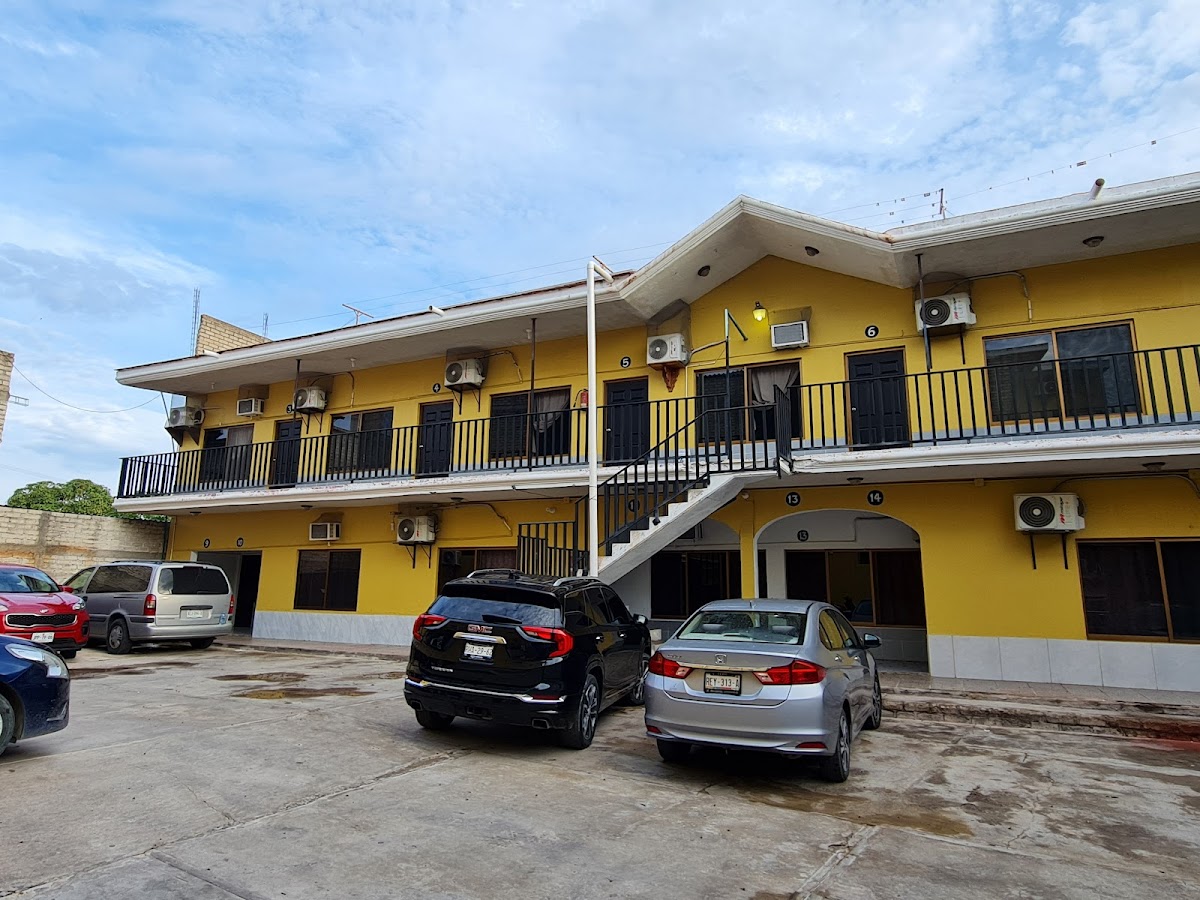 Hotel Los Alvarez