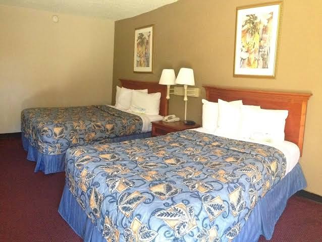 Executive Inn Mount Pleasant TX photo 3